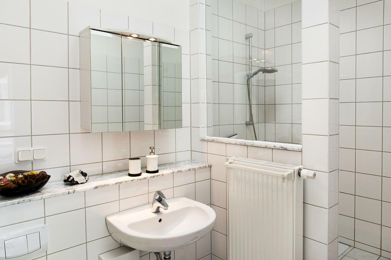 Das Alte Kino In Barth - Die Ferienwohnung Esterno foto